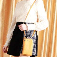 Soft Leather Cell Phone Bag Large Capacity Zipper Handbag