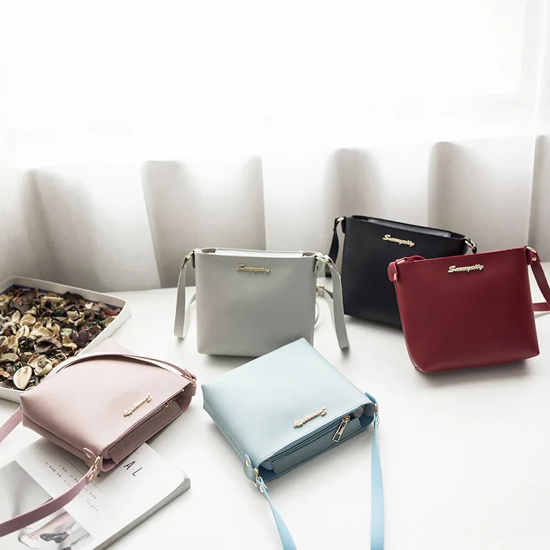 Retro Casual Small Fresh Small Square Bag Women Handbags Messenger Bag