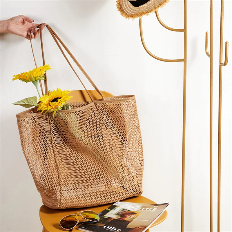 Large-capacity Beach Bag for Women Lightweight Portable Shoulder Tote
