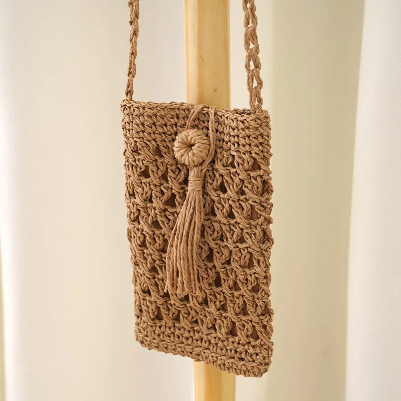 Vintage Straw Tassel Crossbody Bag for Summer Beach