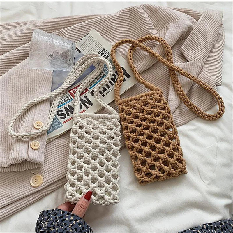 Vintage Straw Tassel Crossbody Bag for Summer Beach