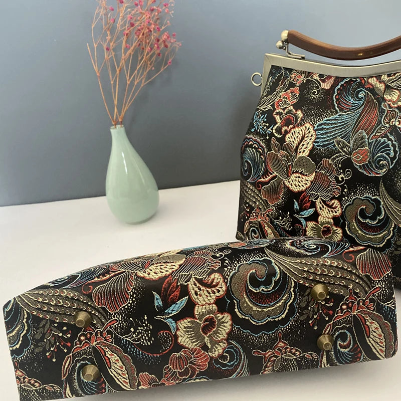 Vintage Flowers Bag Shell Lock Hand Chain Bags for Women Shoulder Crossbody Bag