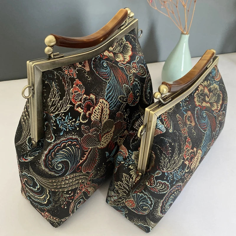 Vintage Flowers Bag Shell Lock Hand Chain Bags for Women Shoulder Crossbody Bag