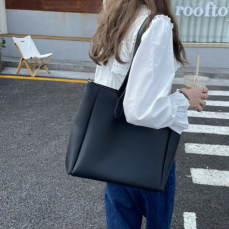 Large Capacity Bucket Shoulder Bag PU Leather Totes