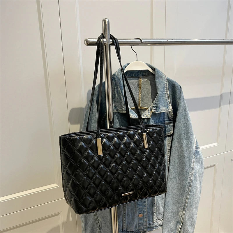 Large Capacity PU Leather Shoulder Bag for Women SG885