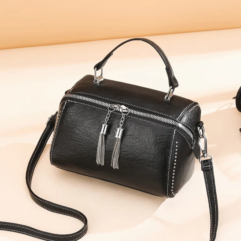 Women Leather Handbags Rivet Female Bag Multicolor High Capacity Crossbody Bags