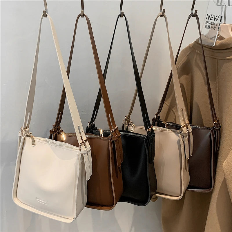 Vintage Wide Strap Shoulder Bags For Women Large Capacity Work Crossbody