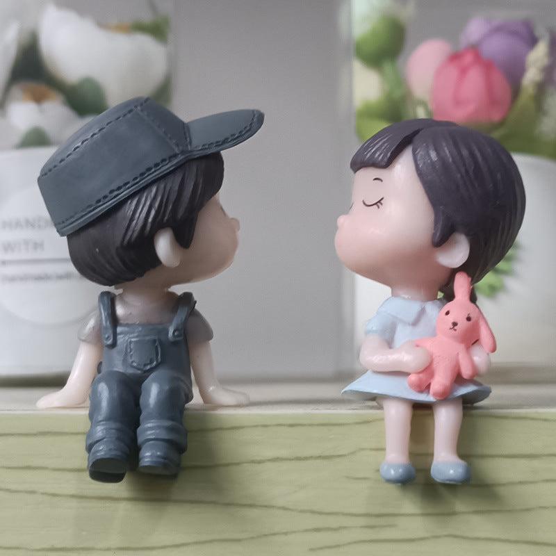 Couple Action Figurines Car Dashboard Decoration