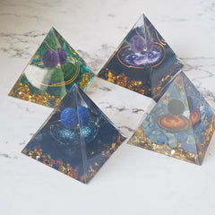Crystal Ball Pyramid Crushed Stone Home Decoration