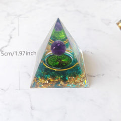 Crystal Ball Pyramid Crushed Stone Home Decoration