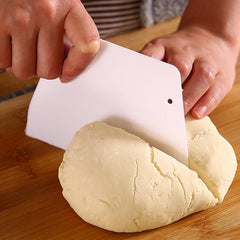 Curved Cream Spatula Dough Scraper Cake Cutter Pastry Baking Tool