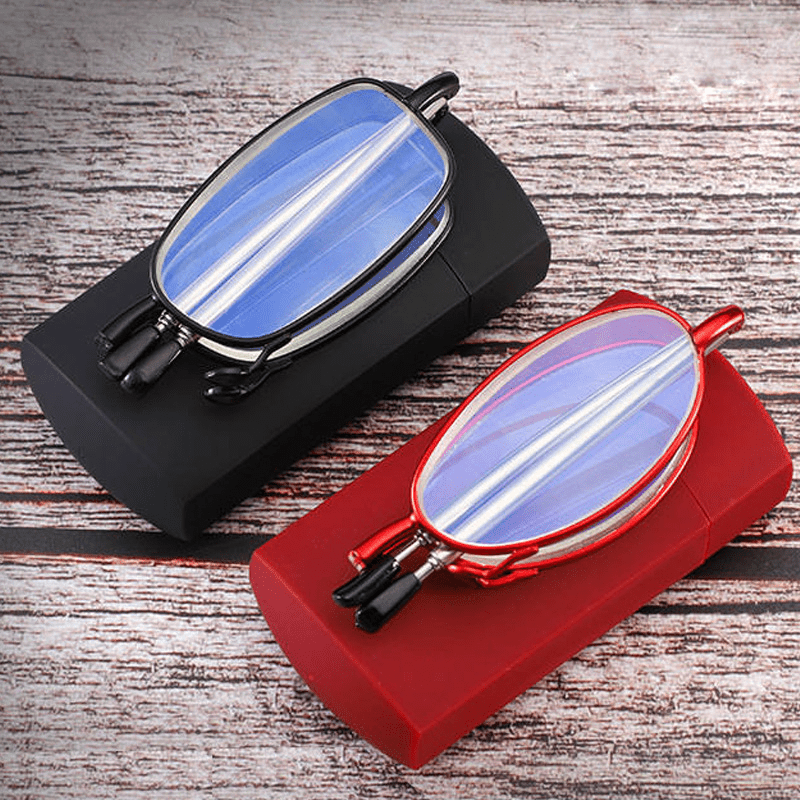 Foldable Oval Frame Magnifier for Seniors with Light Blocking Lenses