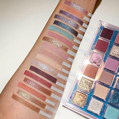 18-color Waterproof Eyeshadow Palette for Cosplay with Pearly Matte Finish
