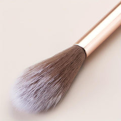 Tapered Face Makeup Brush for Powders and Creams