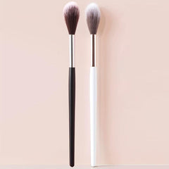 Tapered Face Makeup Brush for Powders and Creams