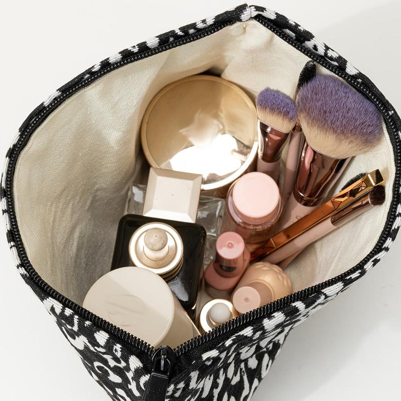 Leopard Pattern Makeup Bag Travel Cosmetic Zipper Toiletries Organizer