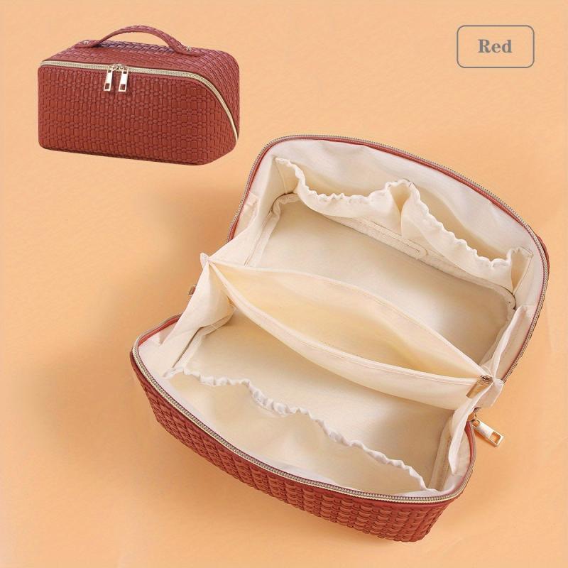 Large Capacity Checkered Travel Cosmetic Bag for Women Portable Makeup Organizer