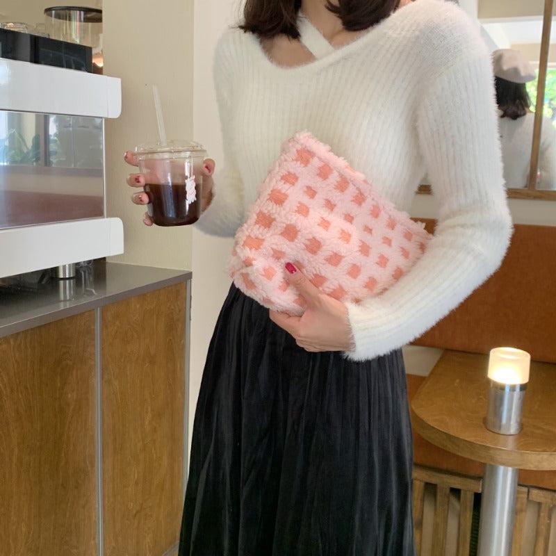 Waffle Plush Cosmetic Bag Large Capacity Travel Toiletry Storage Pouch