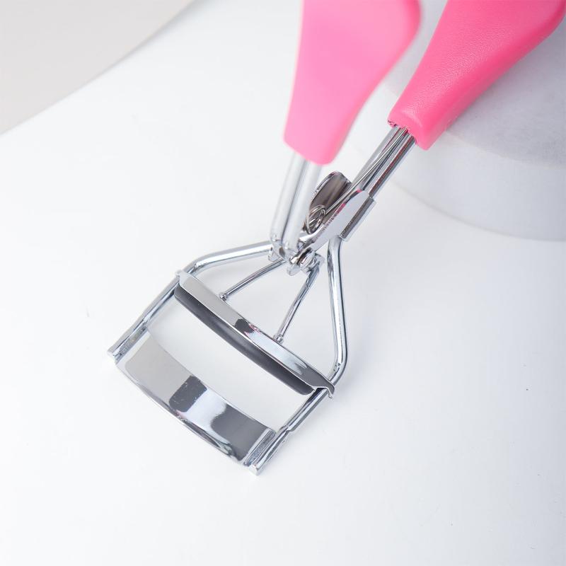 Eyelash Curler Makeup Tool for Perfectly Shaped Lashes