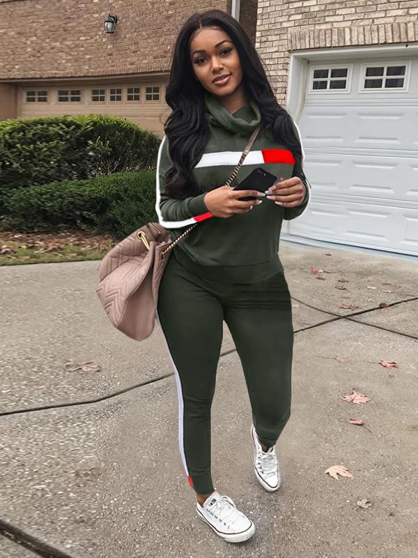 Striped Graphic Tracksuit Turtleneck Shirt & Sweatpants