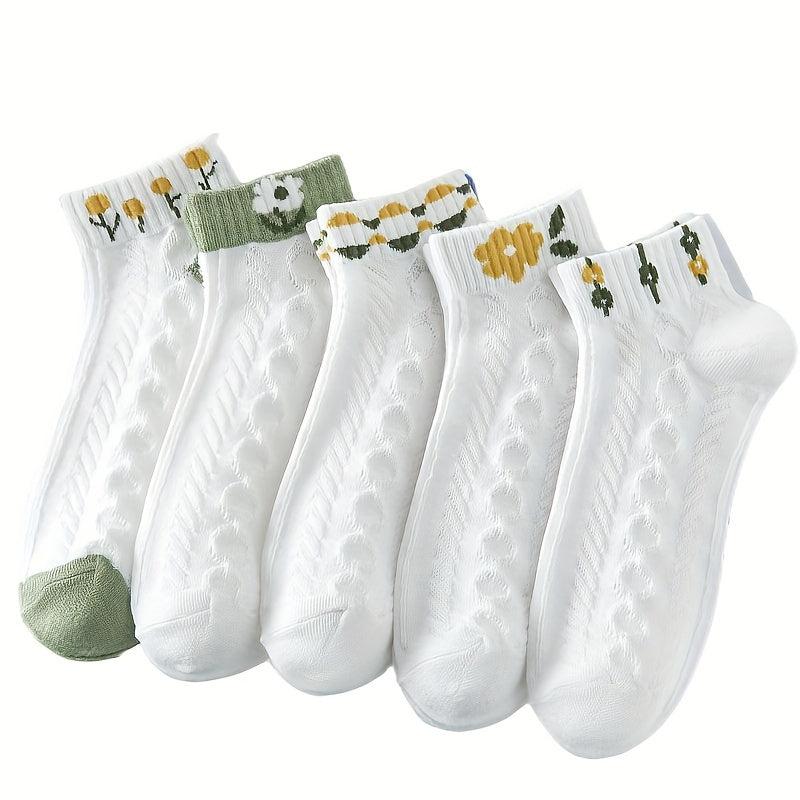 5 Pairs 3D Textured Short Socks & Comfy Embroidery Crew Socks Women's Stockings
