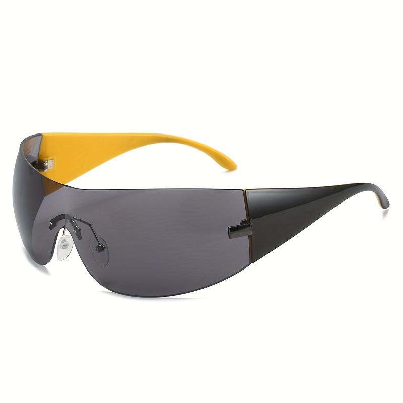 Men's Hip Hop Sunglasses with Leather Nail Buckle Soft Bag Glasses Case