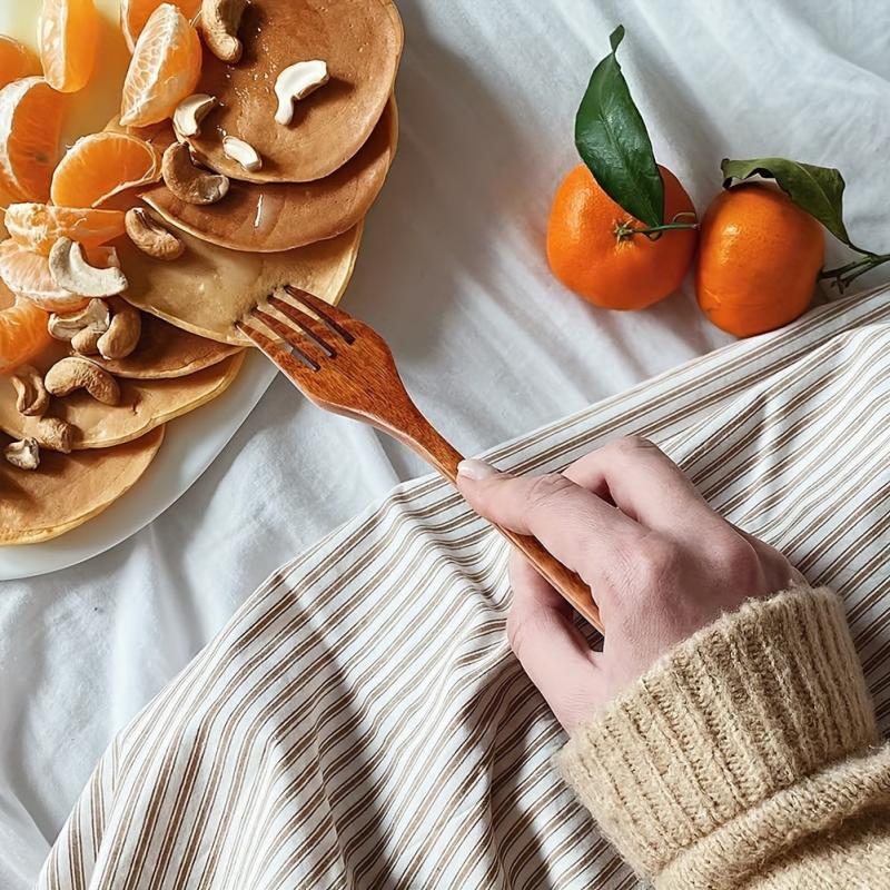 10pcs Wooden Fruit Forks Salad Spaghetti Dessert Forks