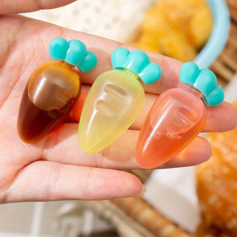 4pcs Carrot Mini Sauce Bottle Japanese Style Salad Tomato Dispensing Bottle