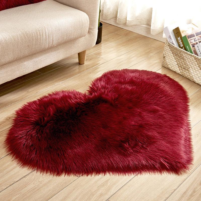 Soft Fluffy Heart Faux Fur Rug 40x30cm Non Slip, Ideal Gift for Girls