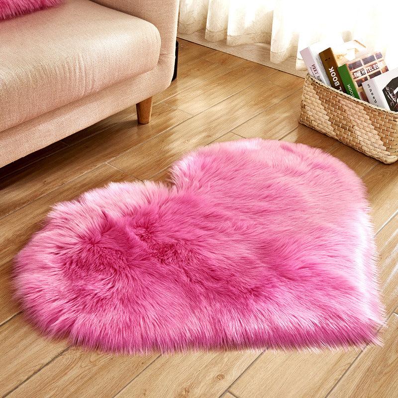 Soft Fluffy Heart Faux Fur Rug 40x30cm Non Slip, Ideal Gift for Girls