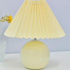 Nordic Solid Wood Desk Lamp Bedroom Bedside Lamp Girl Folk Dorm Decoration