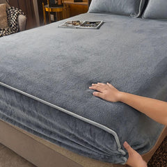 1pc Solid Milk Fleece Fitted Sheet for Bedroom Guest Room Hotel
