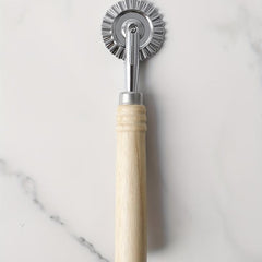 Ravioli Cutter Wheel with Wooden Handle, Zinc Alloy Pizza Cutter for Kitchen