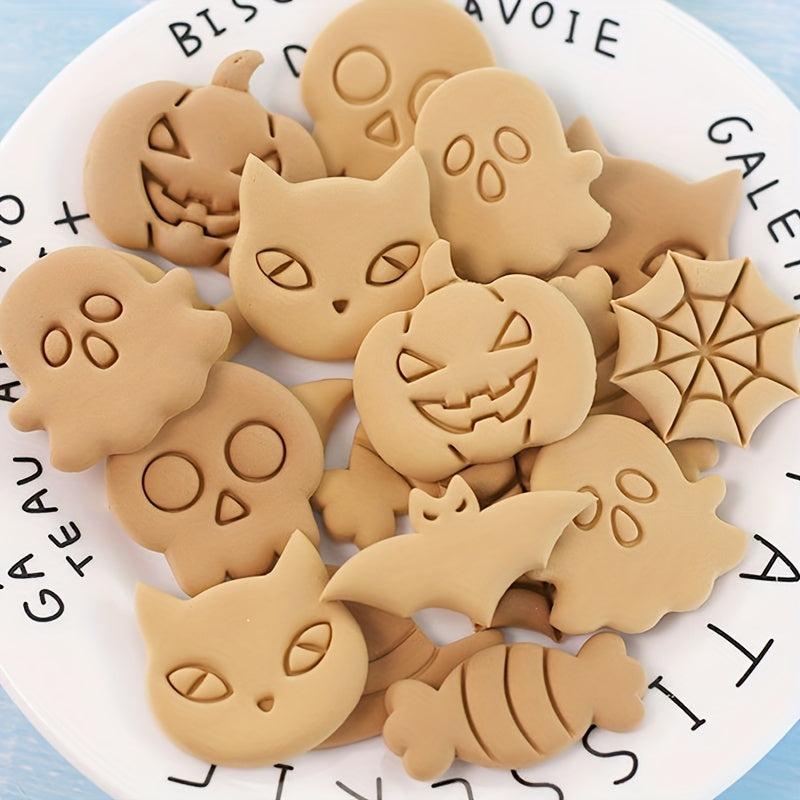 8pcs Halloween Cookie Cutters Cartoon Cookie Embossers