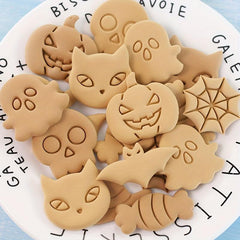 8pcs Halloween Cookie Cutters Cartoon Cookie Embossers