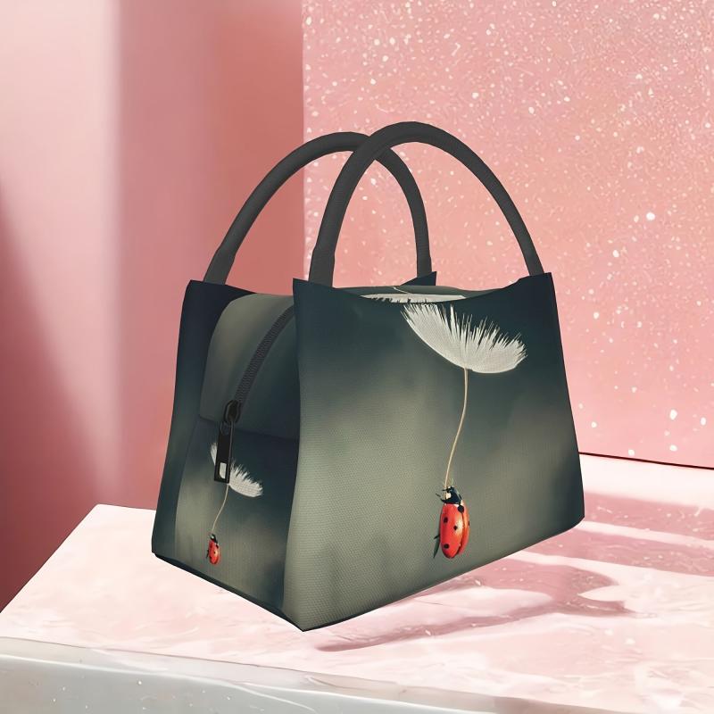 Portable Ladybug Insulated Lunch Bag for School Office Picnics Beach Outings