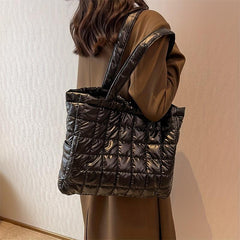 Quilted Puffer Tote: Minimalist Shoulder Bag