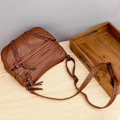 Casual Messenger Bag for Middle aged Women Large Capacity Shoulder Bag