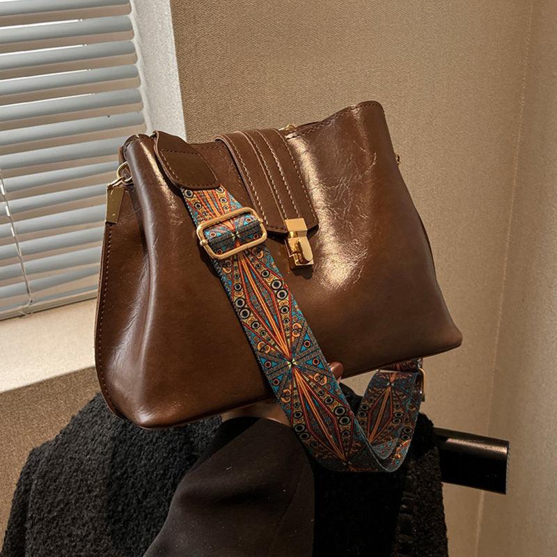 Buckle Decor Bucket Bag Wide Strap Crossbody Bag