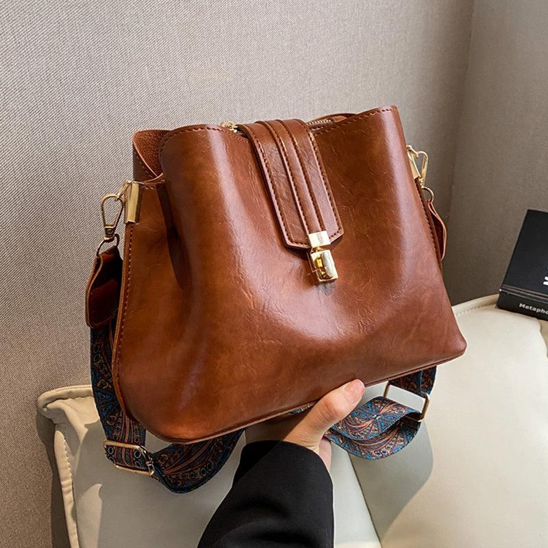 Buckle Decor Bucket Bag Wide Strap Crossbody Bag