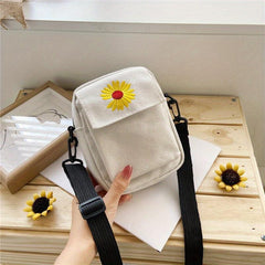 Daisy Embroidery Crossbody Bag Mini Canvas Square Purse