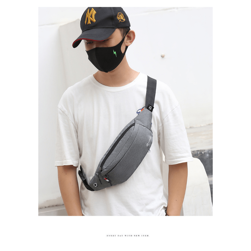 Men's Multifunction Waist Bag with Earphone Hole for Outdoor Running