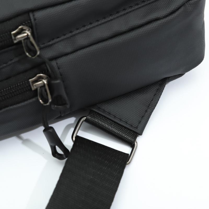 Men's Crossbody Bag Multifunctional Shoulder Bag With Earphone Hole
