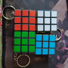 12pcs Men's Puzzle Cube Keychain Entry Level Toy