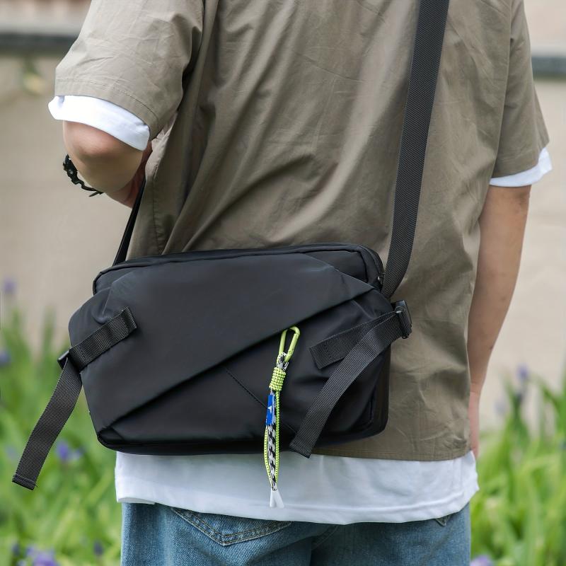 Men's Shoulder Bag Crossbody Bag Large Capacity Lightweight Waterproof Messenger