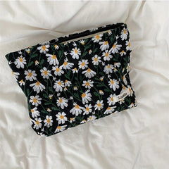Daisy Flower Makeup Bag Embroidered Summer Travel Toiletry Pouch for Women