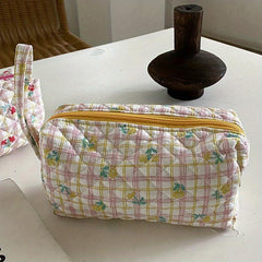 Floral Quilted Wristlet Cosmetic Bag Makeup Brush Bag