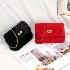 Argyle Pattern Plush Shoulder Bag Classic Turn Lock Bag