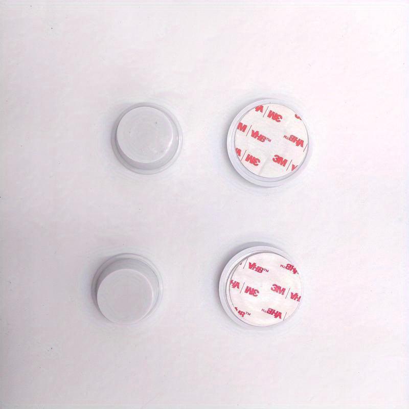 Portable Wall Magnet Pet Pee Pad Holders - Train Your Dog Easily