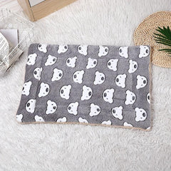 Cartoon Bear Pattern Pet Pad Comfortable And Thickened Cat Bed
